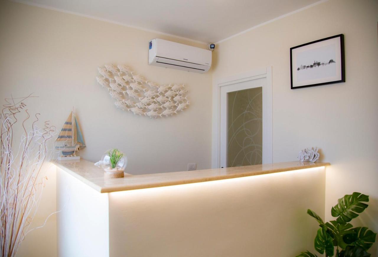 Il Granello Bed and Breakfast Fiumicino Buitenkant foto